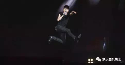 张杰大张伟综艺节目是什么,张杰下腰唱高音