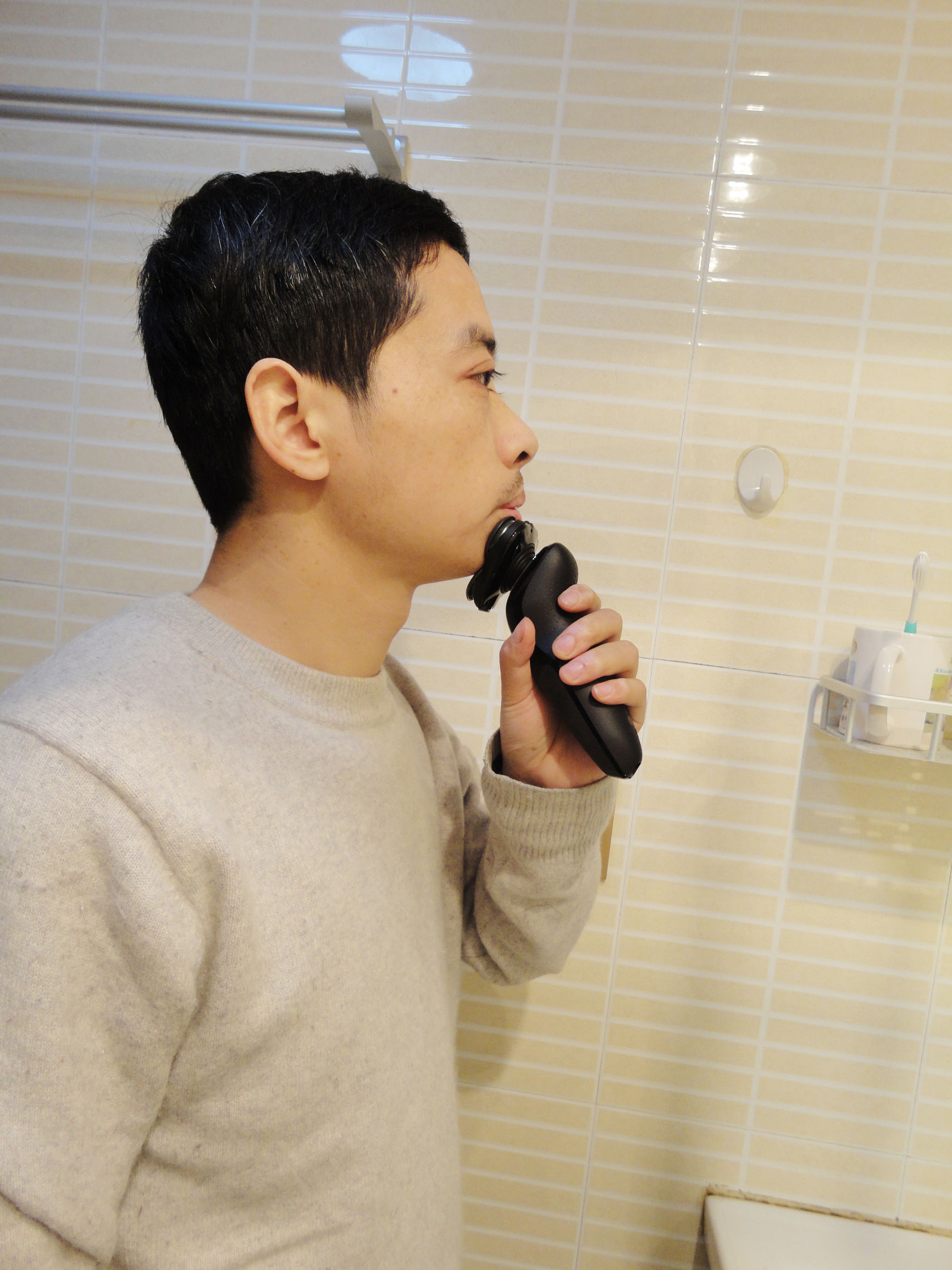 男人的“面子”——飞利浦电动剃须刀测评