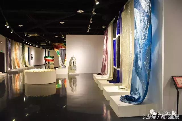 一件布衣足矣,一介布衣是什么意思