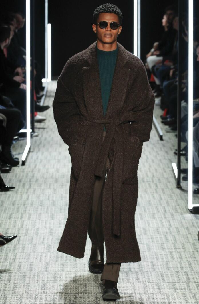 秋冬简约男装,20年秋冬男装流行风格