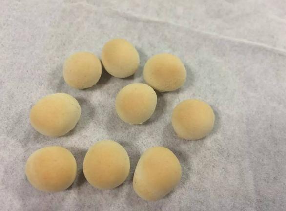 都说情人节吃狗粮，但是你知道狗粮到底什么味么？亲测体验！