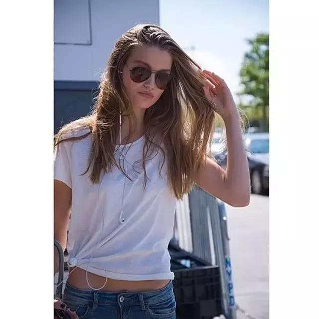 三个月内两次登上VogueParis,这个新秀前途无量