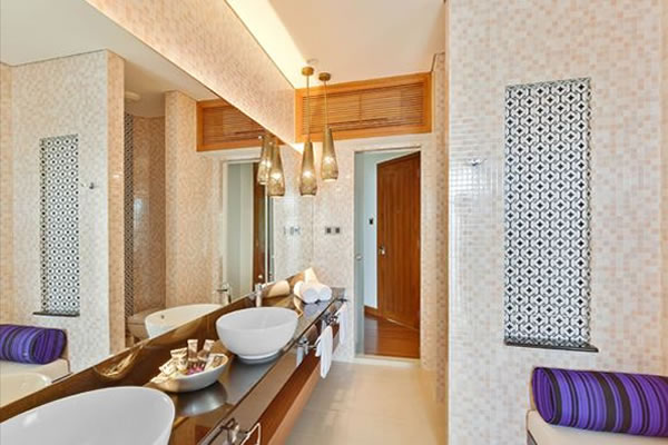 马尔代夫美居岛旅游,体验马尔代夫水屋