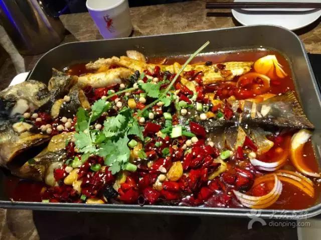 穿上马甲就不认识你了下一句,穿上马甲我就不认识你了表情包