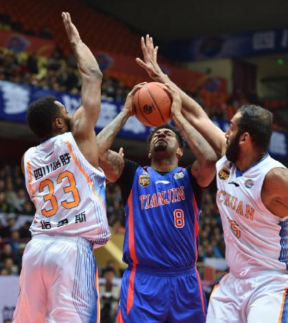 球迷一数据曝出内幕！四川主场哨再犯众怒！