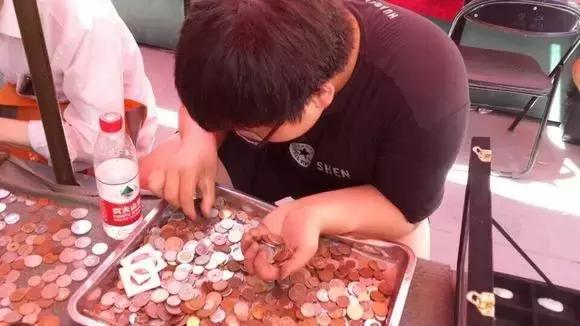 邮币卡*家庄**揭秘：我们是如何血洗散户的？