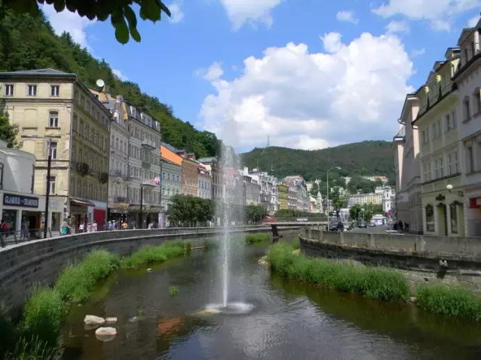 人一辈子要去的5个地方,人一生要去的50个地方图片