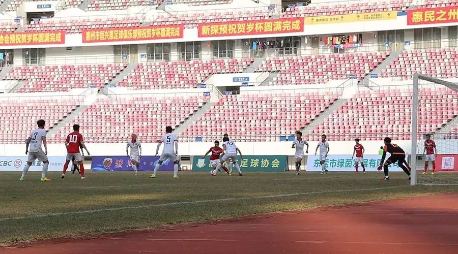 梅县铁汉踢保级附加赛,贺岁杯足球赛2018