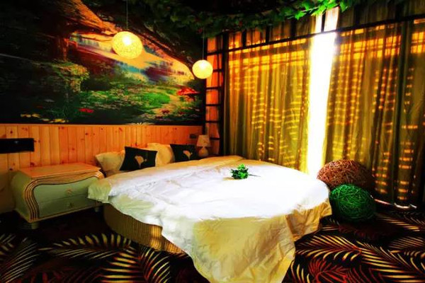 重庆情侣江景酒店推荐高性价比,重庆主城情侣主题酒店团购