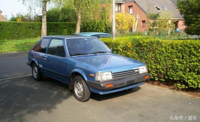 年轻的老车89款00后老马323S