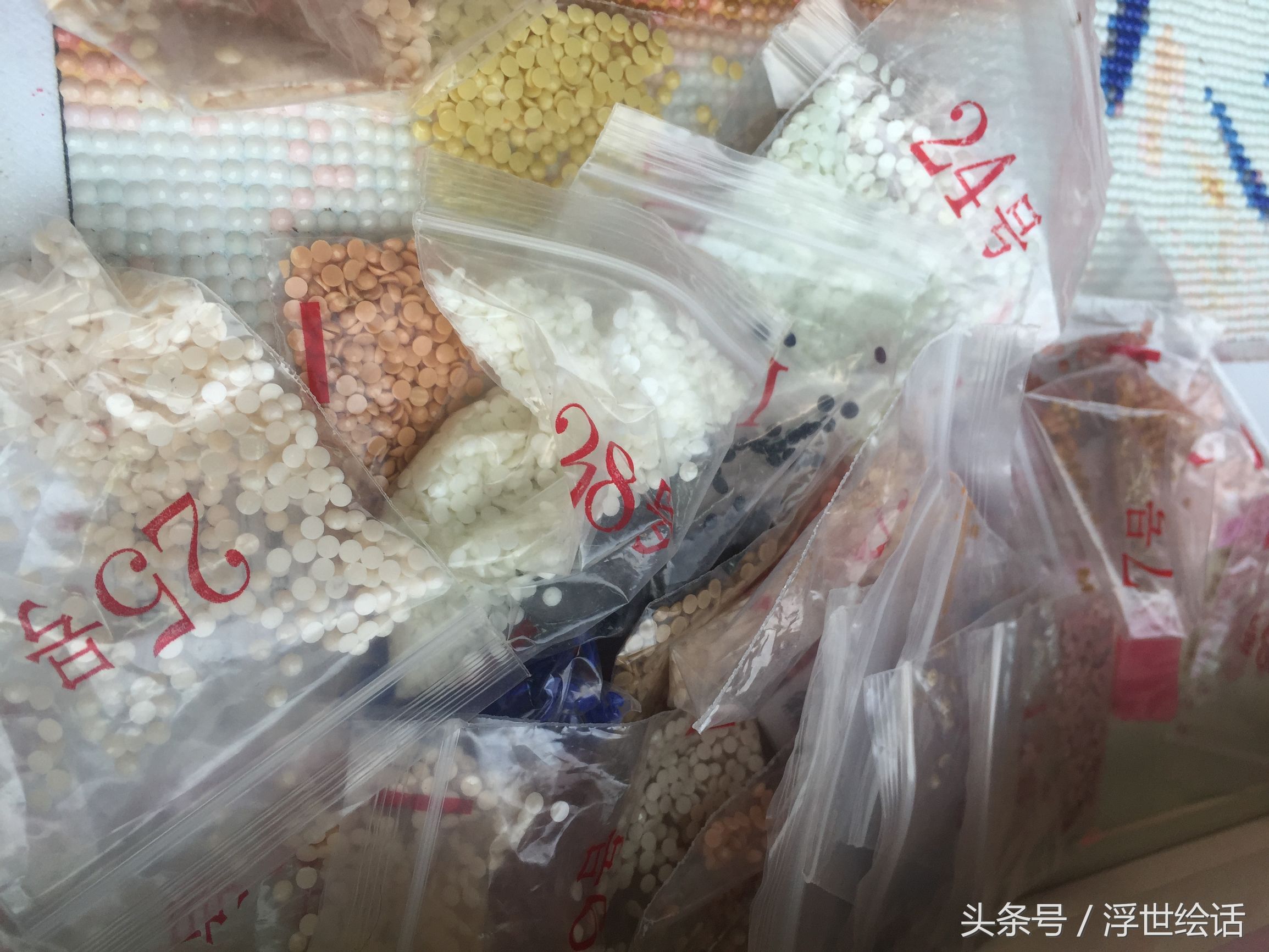 坐火车特别实用的东西,还在为无聊的生活发愁吗