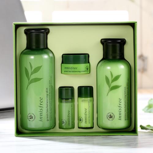 平价大碗好用的爽肤水推荐,有哪些平价的爽肤水适合学生