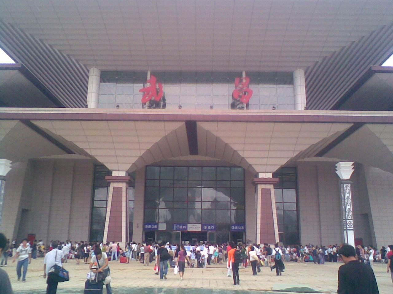 武昌火车站是老火车站吗,武昌火车站在武汉哪个位置