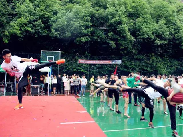 有所大学，叫标榜！逆天颜值碾压成都各大高校！