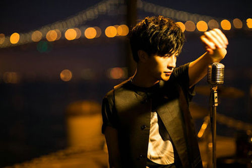 净身出户从不说前妻不好,安静时是*男美**子,动起来就是个蛇精病