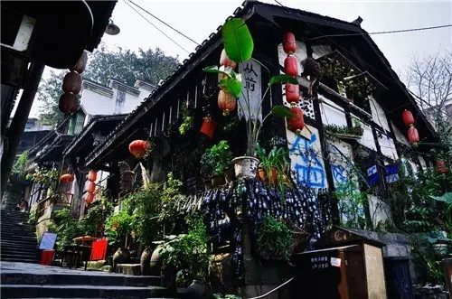 重庆旅游好吃的地方推荐目录,重庆旅游好吃街必去景点