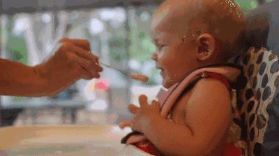 孩子发烧千万别再吃美林了,宝宝发烧千万不要吃冰淇淋