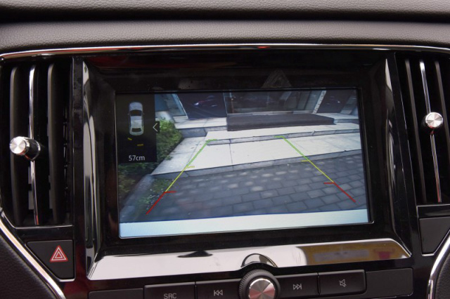 荣威i6和宝来选哪个,荣威i6max颜色怎么选