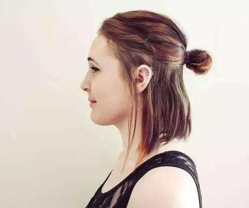 刘海长了遮眼又不想剪头怎么办,刘海长了扎马尾不好看