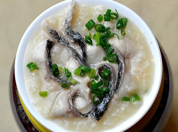 喝上碗“鱼粥”赛神仙