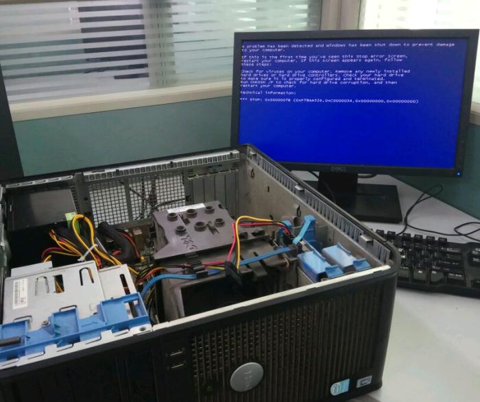 0x0000007b蓝屏怎么重装系统,电脑重装系统蓝屏0x0000007b