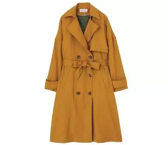 她又会穿又爱做白日梦,我觉得很可爱