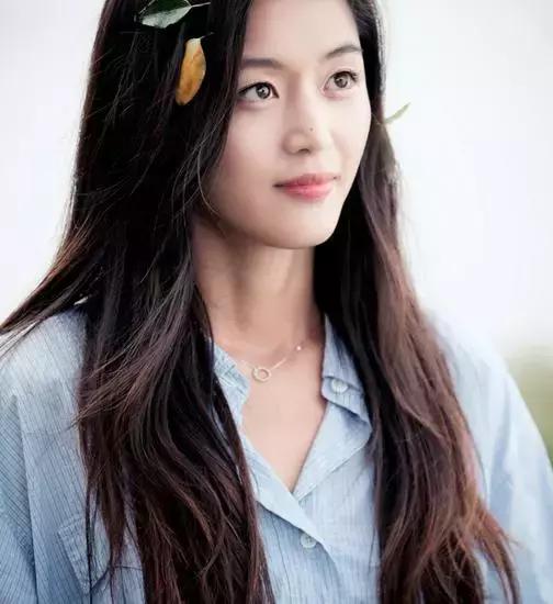 长出双下巴的方法,摆脱双下巴的秘诀