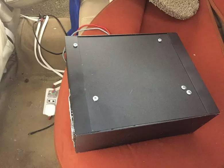 小伙子黄粱一梦,小车一开黄金万两