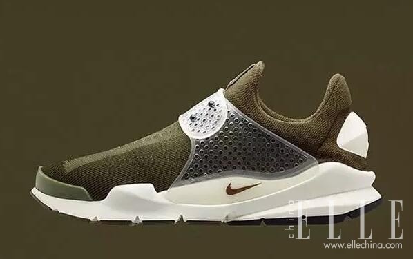 这是球鞋还是袜子……恕我可能不懂时尚