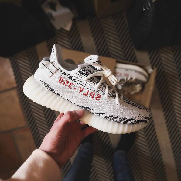 aj和白斑马哪个好,最值得入手的aj排行价格