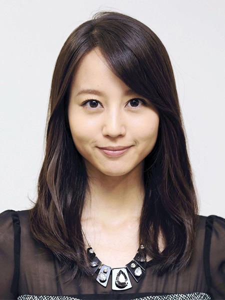 董洁的气质够惊艳,董洁超长头发