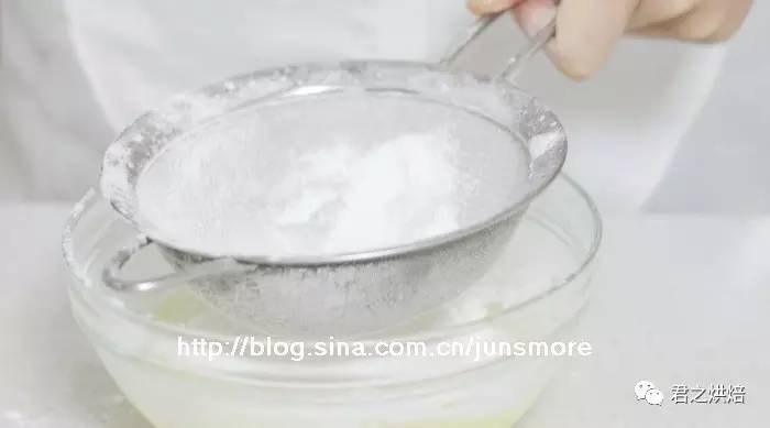 蛋果子最好吃的做法,蓬松酥软好吃的油果子