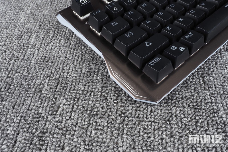 宜博机械键盘k751,宜博机械键盘k727灯效