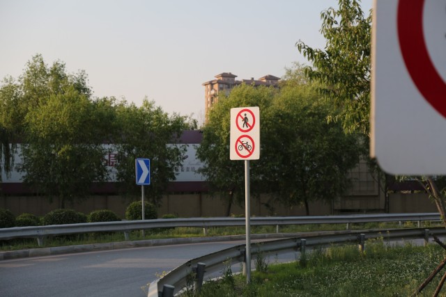 如何选购行车记录仪比较好,行车记录仪排行榜及选购技巧