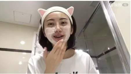 景甜五分钟洗脸时视频,景甜洗脸的瞬间