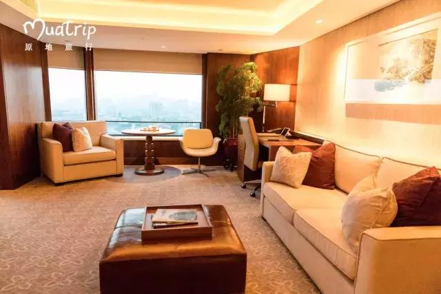 广州白天鹅宾馆住一晚多少钱,白天鹅住一晚