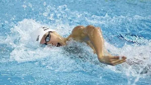 三月不减肥四月徒伤悲,不同泳姿决定不同身材,还不快学学!……