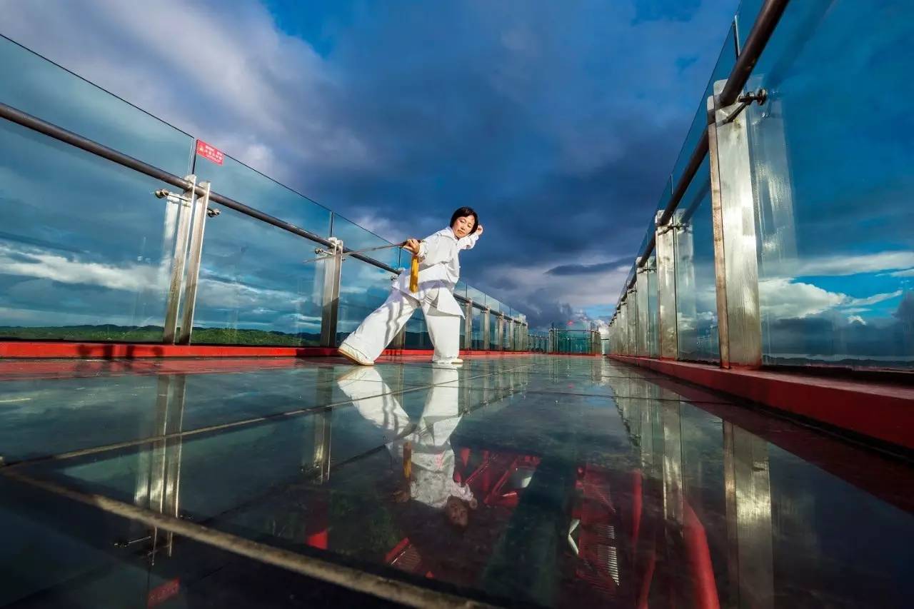 你，为什么离不开石柱！