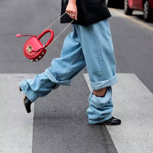 4款不输大牌的平价包包潮爆了,包包推荐小众高级感大牌白色