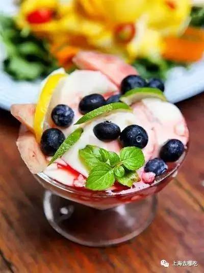 魔都这10家萌宠餐厅酒店，拯救留守在家的喵喵狗狗！咖啡、汉堡、江景……和主子腻在一起！