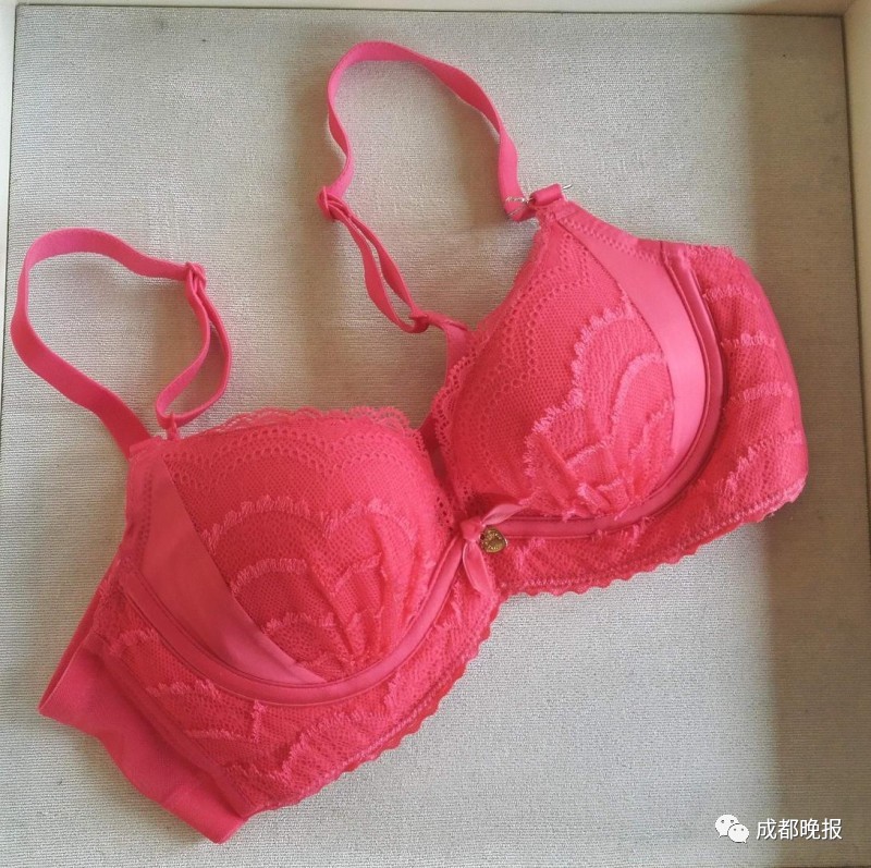 为女王过节，时代奥莱是认真的！