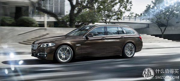 宝马520i旅行版功能,宝马520i和530旅行