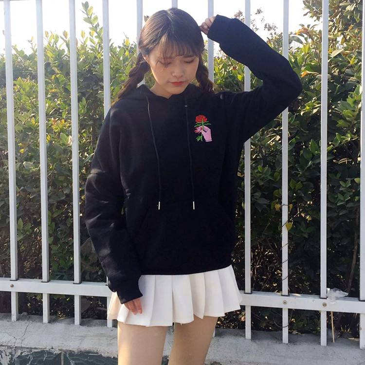 杨幂唐嫣卫衣怎么搭,杨幂唐嫣穿什么裤子好看