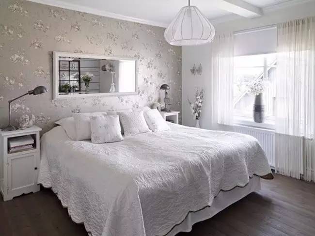 贴墙纸师傅技术好,墙纸师傅手艺