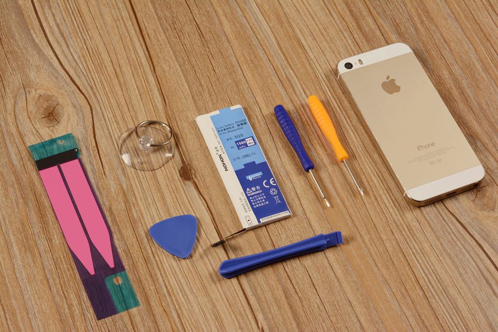 iphone5s电池更换详细教程,iphone5s怎么自己换电池
