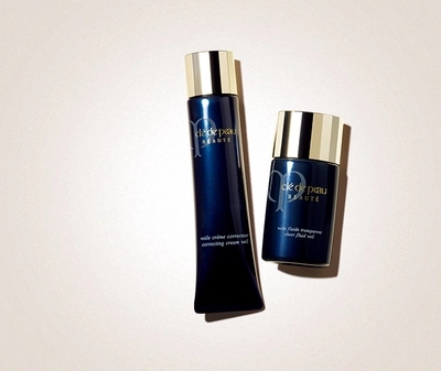 想要底妆细腻服帖不卡粉,越出汗越服帖的隔离