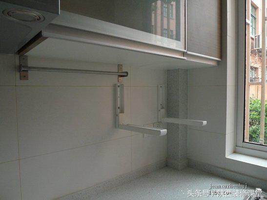 带天井的木头老房子,60平老房子一楼带院子