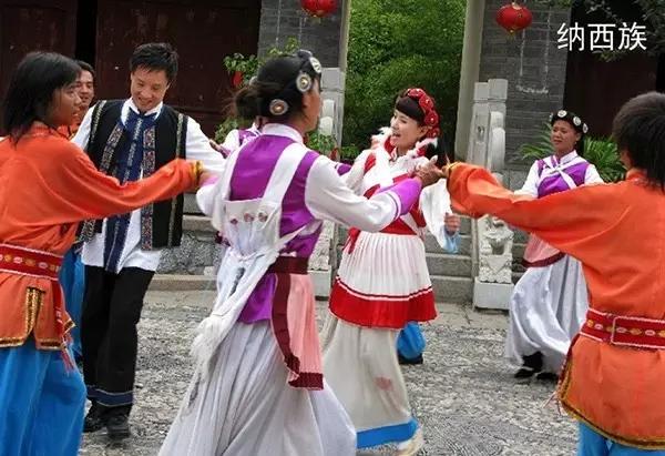 56个民族服饰的视频,56个民族男士服饰