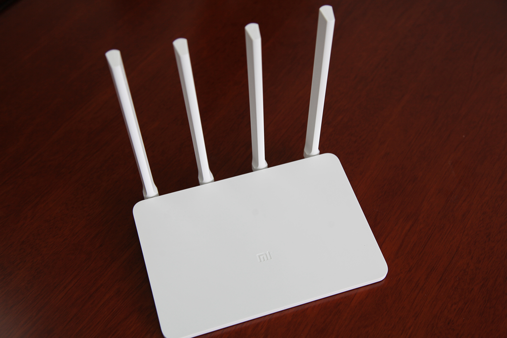 雷军评测小米路由器,小米最新路由器雷军视频