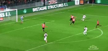 盘带美如画！说到一条龙进球，足坛有几人能比得上这鬼才？